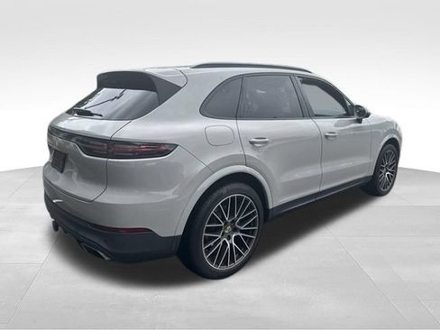 Used 2021 Porsche Cayenne AWD/4WD image 8
