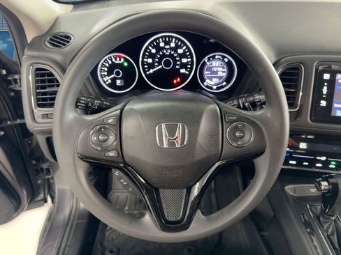 Used 2016 Honda HR-V EX image 17