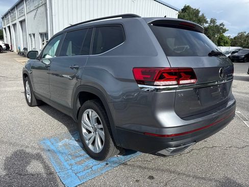 Used 2023 Volkswagen Atlas SE w/ Panoramic Sunroof Package FWD image 11