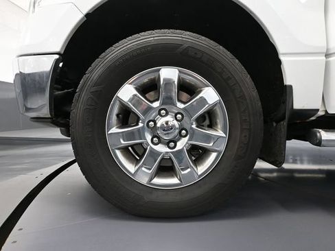 Used 2014 Ford F150 XLT w/ Equipment Group 302A Luxury AWD/4WD image 18