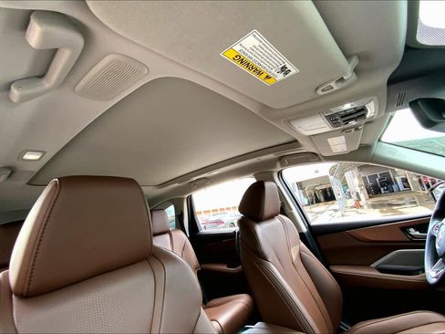 Used 2025 Acura MDX FWD w/ Technology Package image 12
