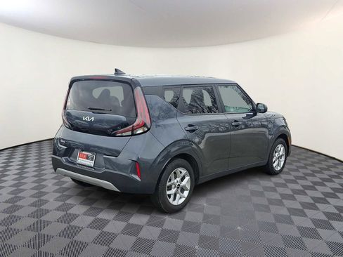 Used 2023 Kia Soul S image 5