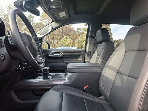 Certified 2024 Chevrolet Silverado 1500 LTZ image 13