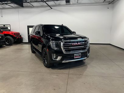 Used 2022 GMC Yukon SLT w/ SLT Luxury Package