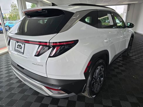 Used 2026 Hyundai Tucson Limited AWD/4WD image 5