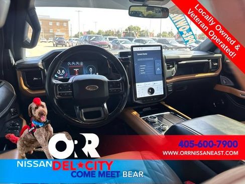 Used 2023 Ford Expedition Platinum AWD/4WD image 11