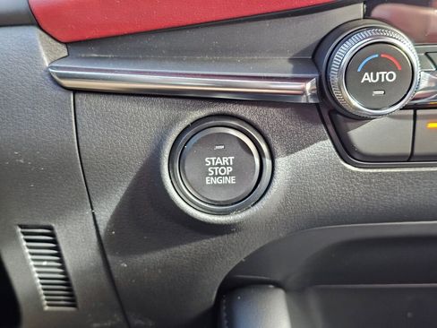 New 2026 MAZDA MAZDA3 2.5 S Hatchback w/ Premium Pkg FWD image 18