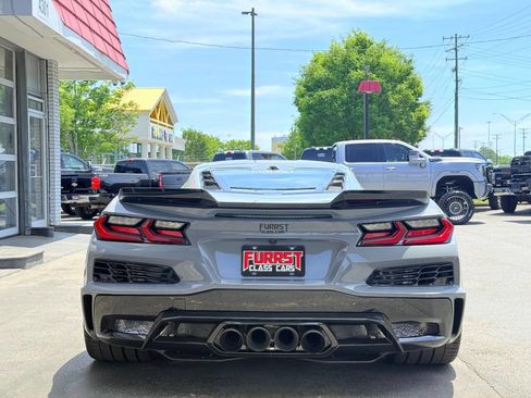 Used 2024 Chevrolet Corvette Z06 RWD image 4