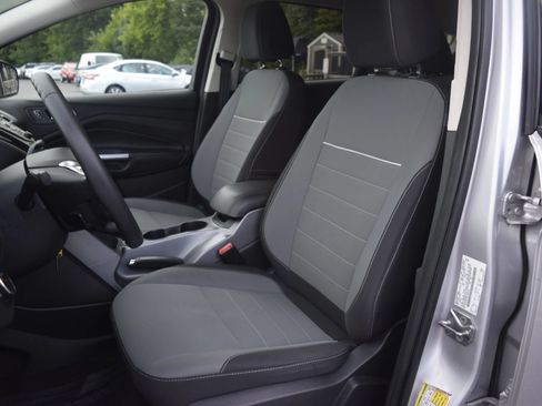 Used 2015 Ford Escape SE FWD image 6