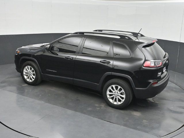 Used 2022 Jeep Cherokee Latitude Lux w/ Sun & Sound Group AWD/4WD image 48