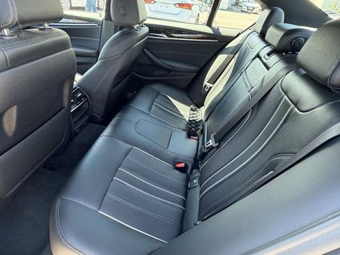 Used 2019 BMW 540i w/ M Sport Package RWD image 11