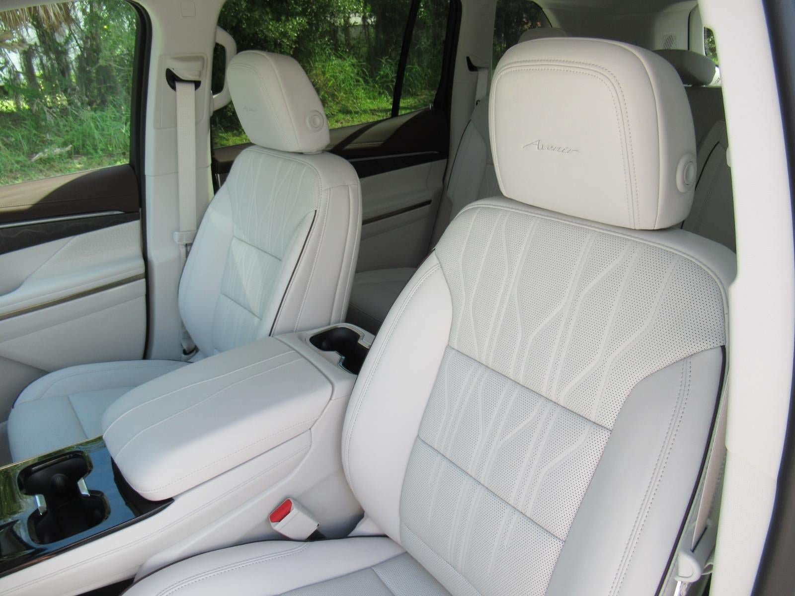 New 2026 Buick Enclave Avenir w/ Super Cruise Package FWD image 18