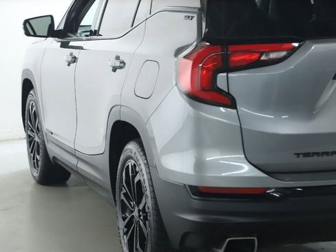 Used 2019 GMC Terrain SLT w/ Preferred Package image 42