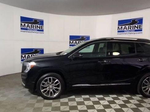 Certified 2022 GMC Terrain Denali image 7