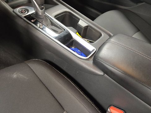 Used 2025 Nissan Sentra SV FWD image 26