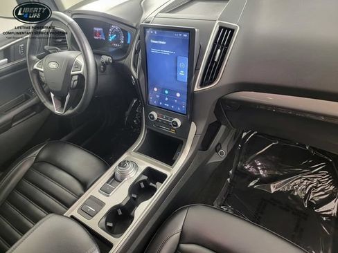 Used 2024 Ford Edge SEL AWD/4WD image 21