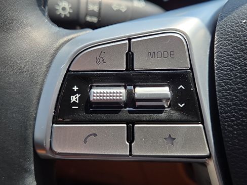 Used 2025 Kia Telluride AWD image 22
