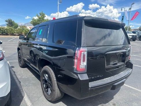 Used 2020 GMC Yukon Denali w/ Denali Premium Package AWD/4WD image 7