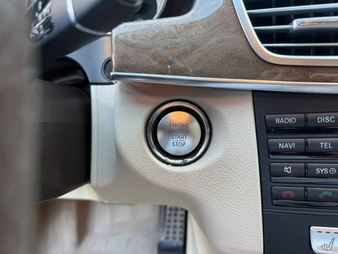 Used 2015 Mercedes-Benz E 350 Sedan image 30