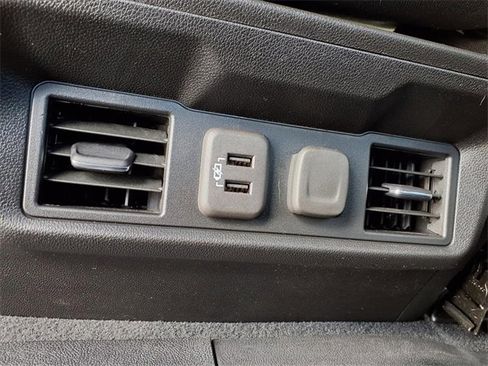 Used 2021 Chevrolet Silverado 1500 RST image 26