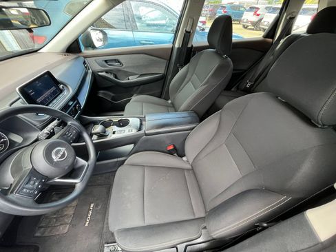 Used 2023 Nissan Rogue S FWD image 27