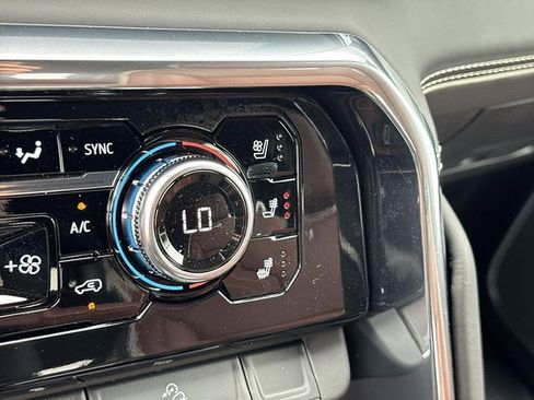 New 2026 GMC Sierra 1500 Denali Ultimate AWD/4WD image 17