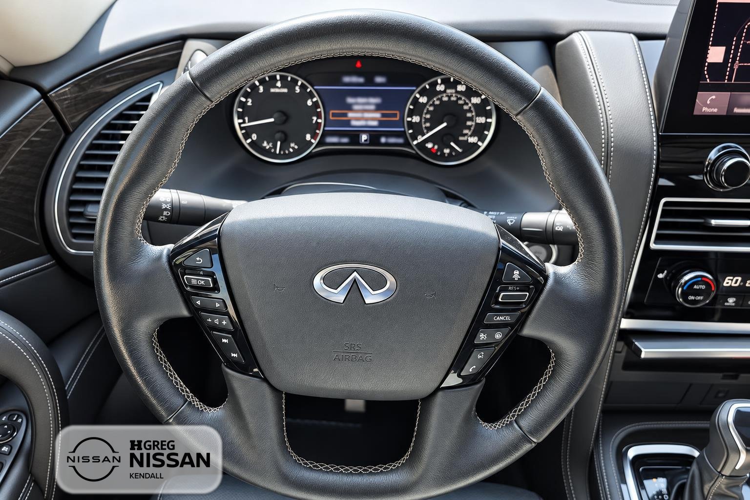 Used 2024 INFINITI QX80 Luxe RWD image 8