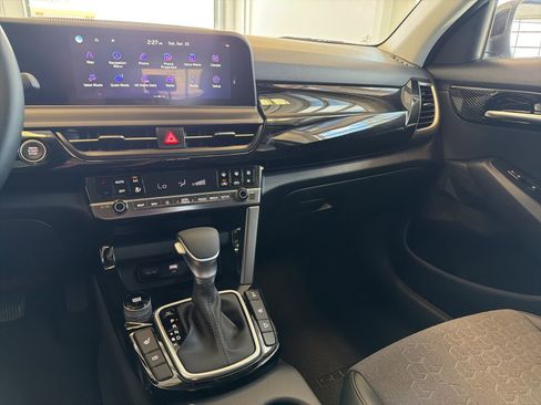 New 2026 Kia Seltos S AWD/4WD image 21
