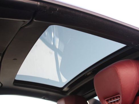 Used 2009 Mercedes-Benz SL 550 SL550 image 29