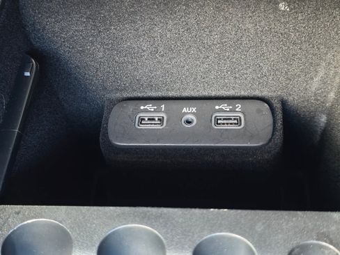 Used 2023 Dodge Charger R/T RWD image 21