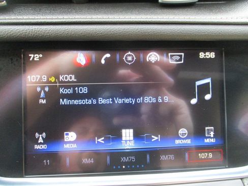 Used 2018 Cadillac XT5 FWD image 34
