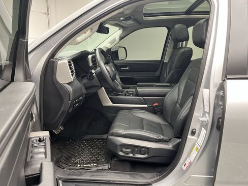 Used 2024 Toyota Tundra Limited image 3