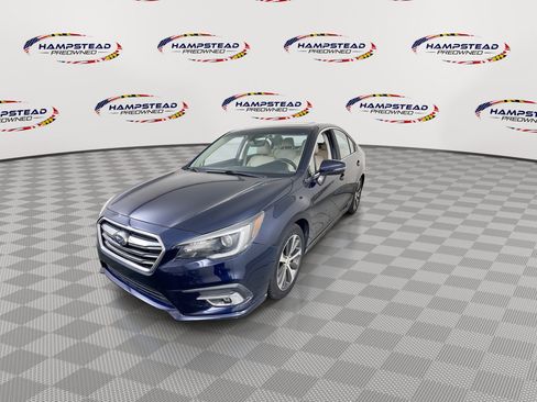 Used 2018 Subaru Legacy 3.6R Limited AWD/4WD image 4