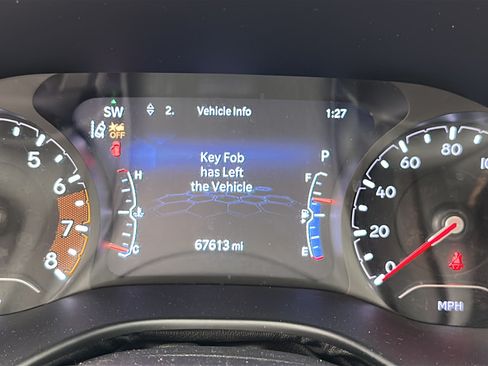 Used 2022 Jeep Compass Limited AWD/4WD image 16
