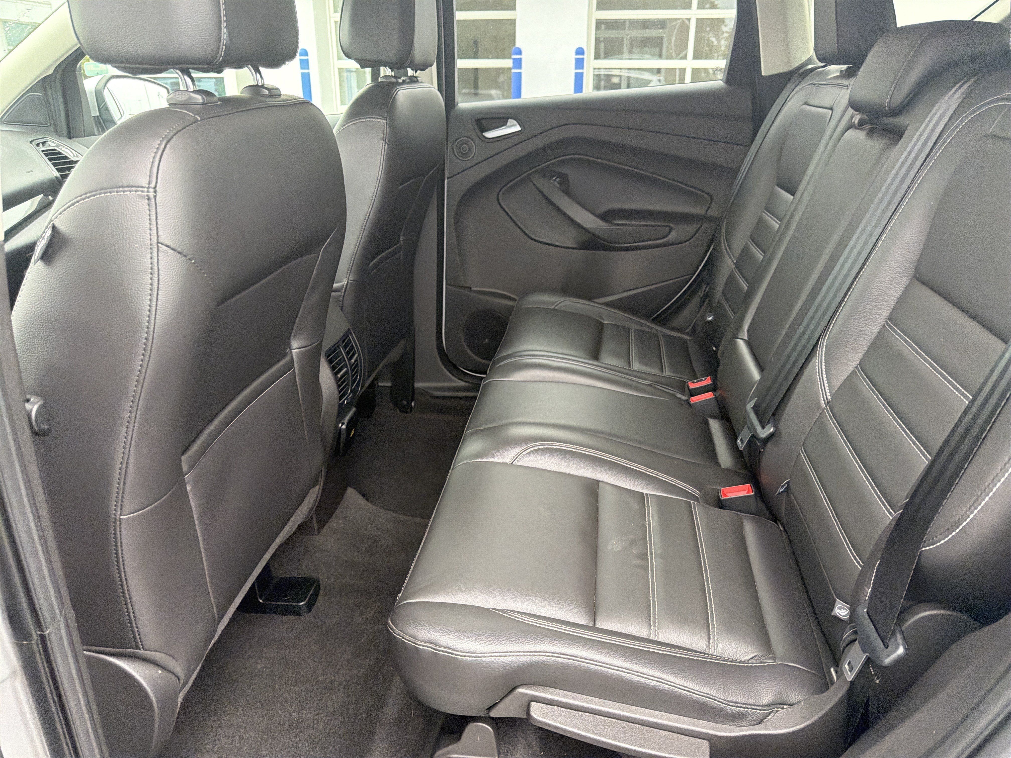 Used 2017 Ford Escape Titanium w/ Canadian Touring Package AWD/4WD image 23