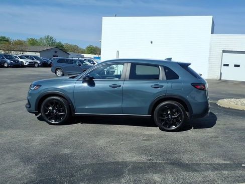 Used 2023 Honda HR-V Sport image 18