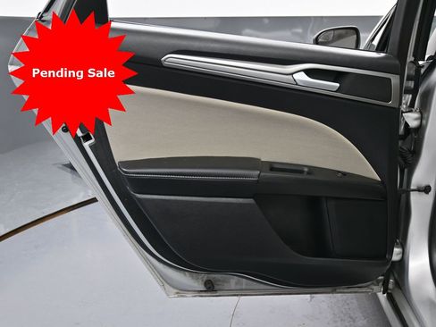 Used 2018 Ford Fusion S image 34