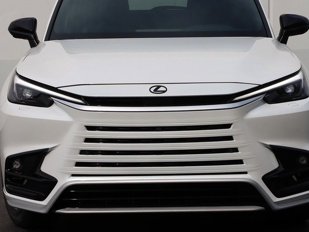 New 2026 Lexus TX 500h AWD w/ Technology Package image 6