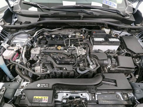 Used 2023 Toyota Corolla Cross XLE w/ Convenience Package AWD/4WD image 15