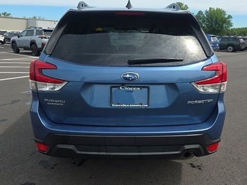 Certified 2024 Subaru Forester Premium AWD/4WD image 5