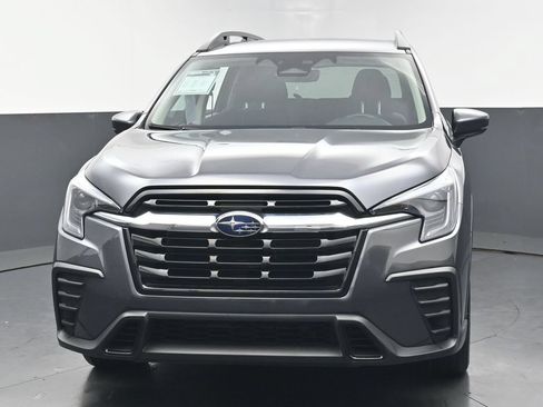 Used 2025 Subaru Ascent Premium AWD/4WD image 6