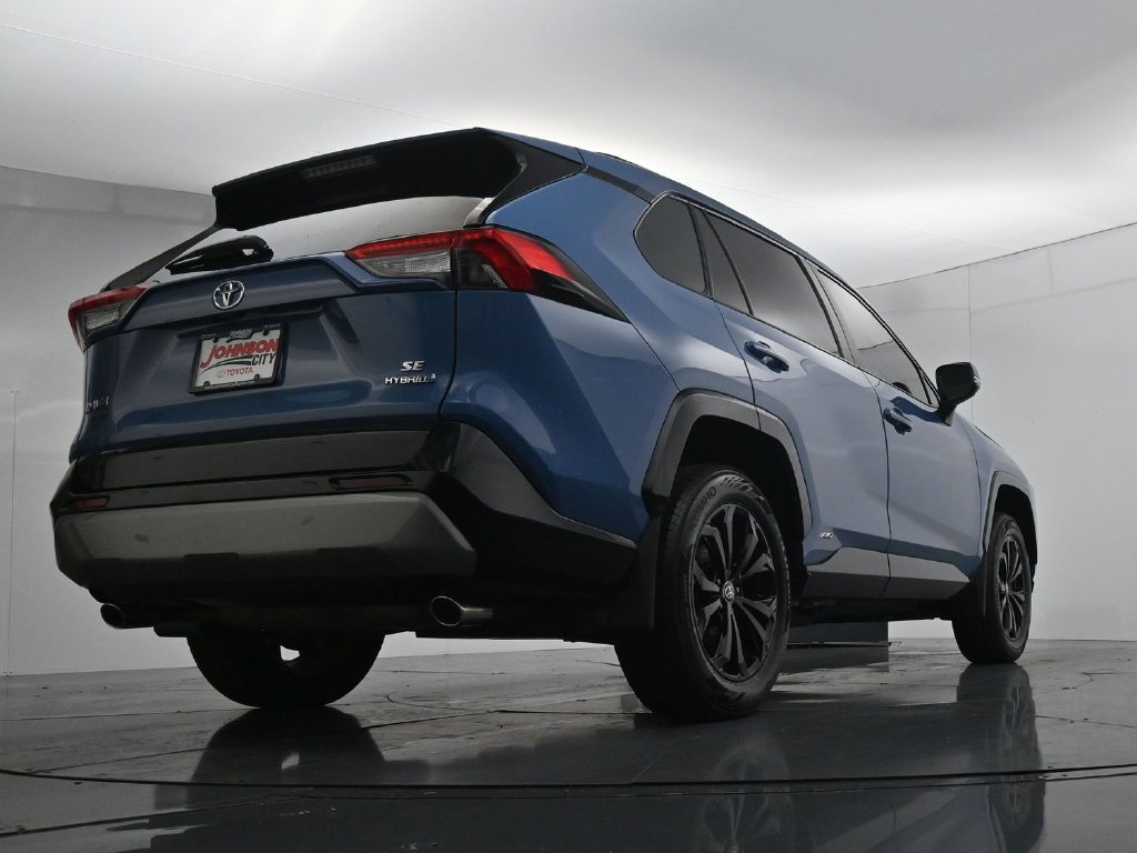 Used 2024 Toyota RAV4 SE w/ Convenience Package AWD/4WD image 36