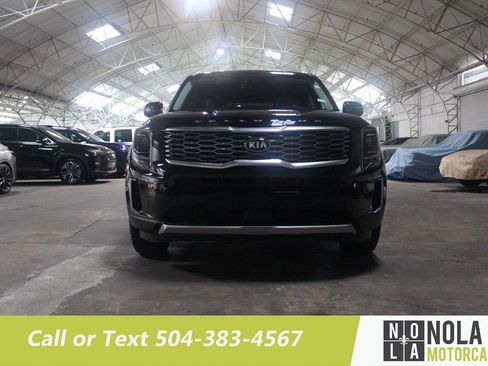 Used 2020 Kia Telluride EX w/ EX Premium Package image 4
