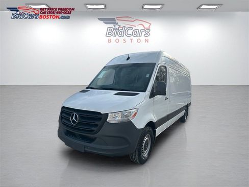Used 2023 Mercedes-Benz Sprinter 2500 image 1