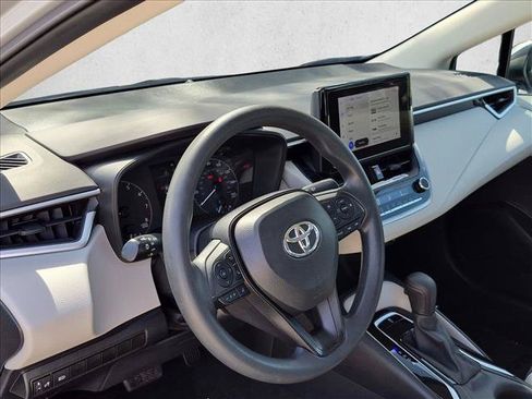 Used 2023 Toyota Corolla LE FWD image 9