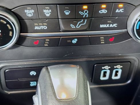 Used 2019 Ford EcoSport Titanium FWD image 20