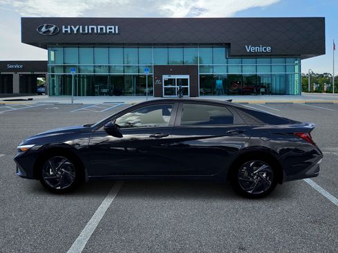 New 2026 Hyundai Elantra Sport FWD image 3