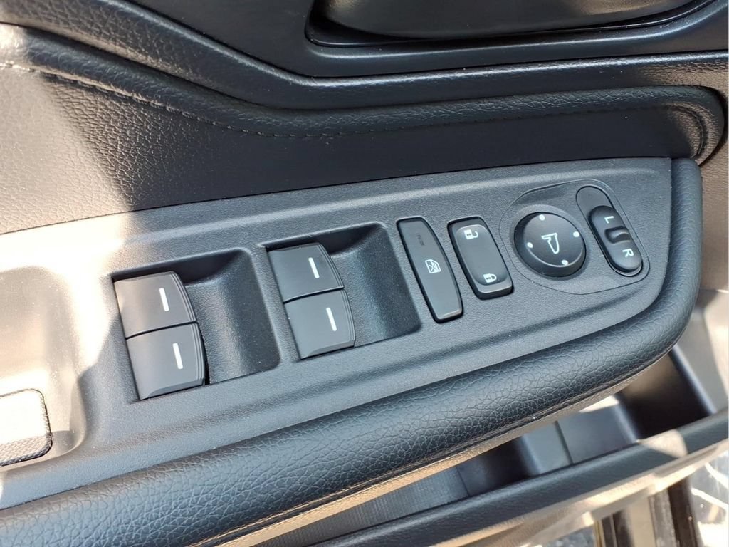 Used 2025 Honda Odyssey Sport-L image 20