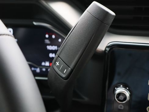 Used 2024 GMC Sierra 2500 Denali w/ Denali Reserve Package image 20