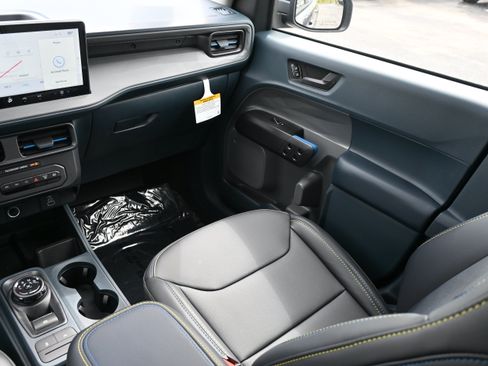 New 2026 Ford Maverick Lobo AWD/4WD image 30